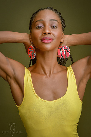 Yellow Chic